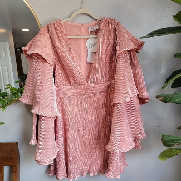 Boohoo Occasion PLISSE LAYERED SLEEVE MINI DRESS women Blush 10 - Picture 2 of 9